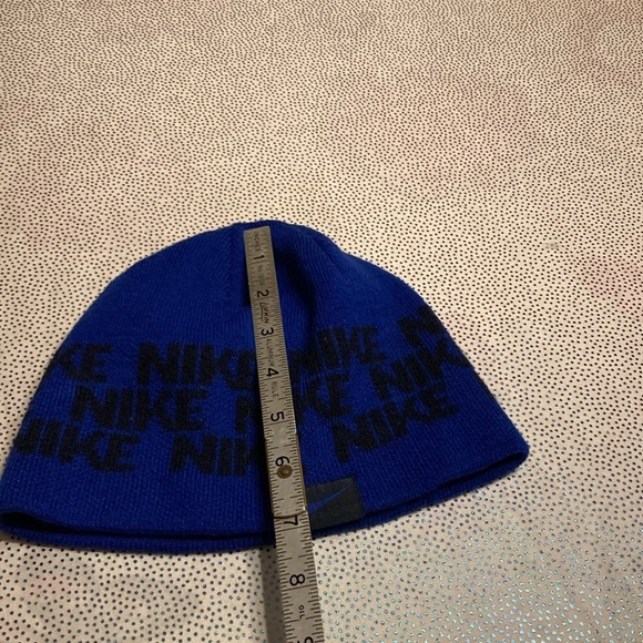 Nike boys  hat blue black in good condition - Picture 6 of 8
